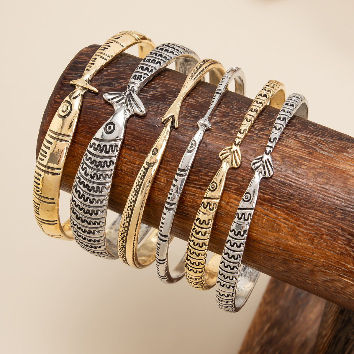 Stacked Marine Animal Fish Bracelet Retro Design Fish Pattern Symbol