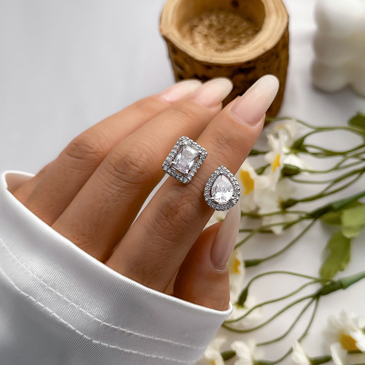 Court Style Water Droplet Design Ring with Full Diamond - European and American Collection