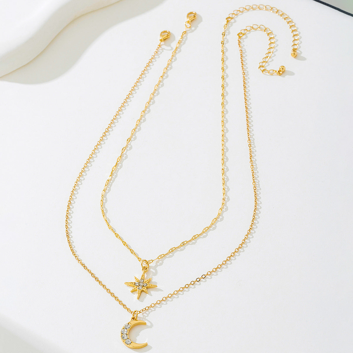 Planderful Vienna Verve Necklace – Stylish Double-Layer Design