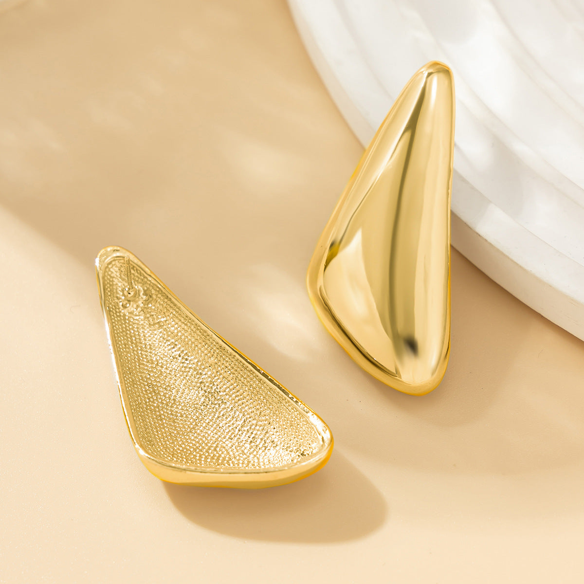 Planderful Vienna Verve Pleated Metal Folding Stud Earrings For Women Versatile Geometric Retro Statement