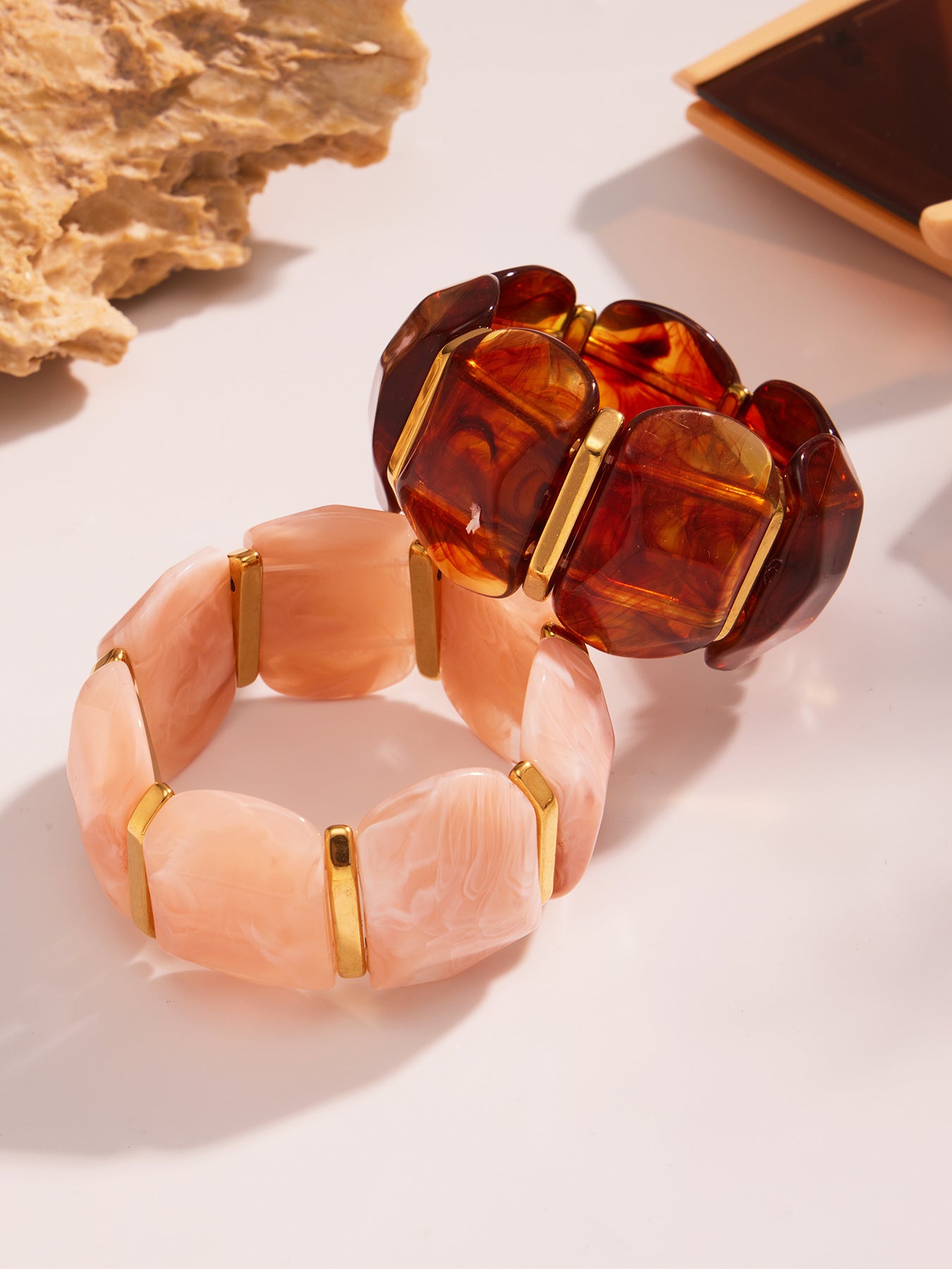 Planderful Unisex Genie Candy Resin Elastic Bracelet