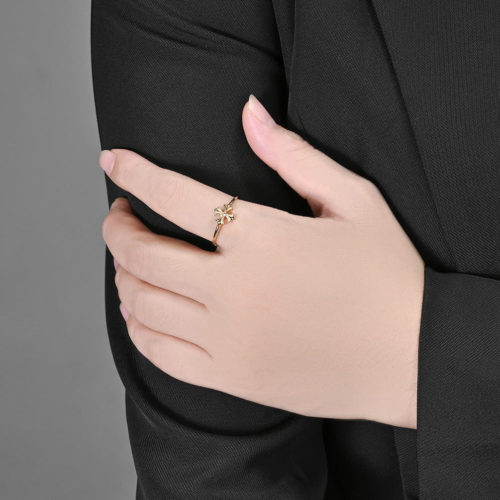 Planderful Everyday Genie Cross Flower Stainless Steel Ring For Women Lightweight Luxury Fashion Jewelry
