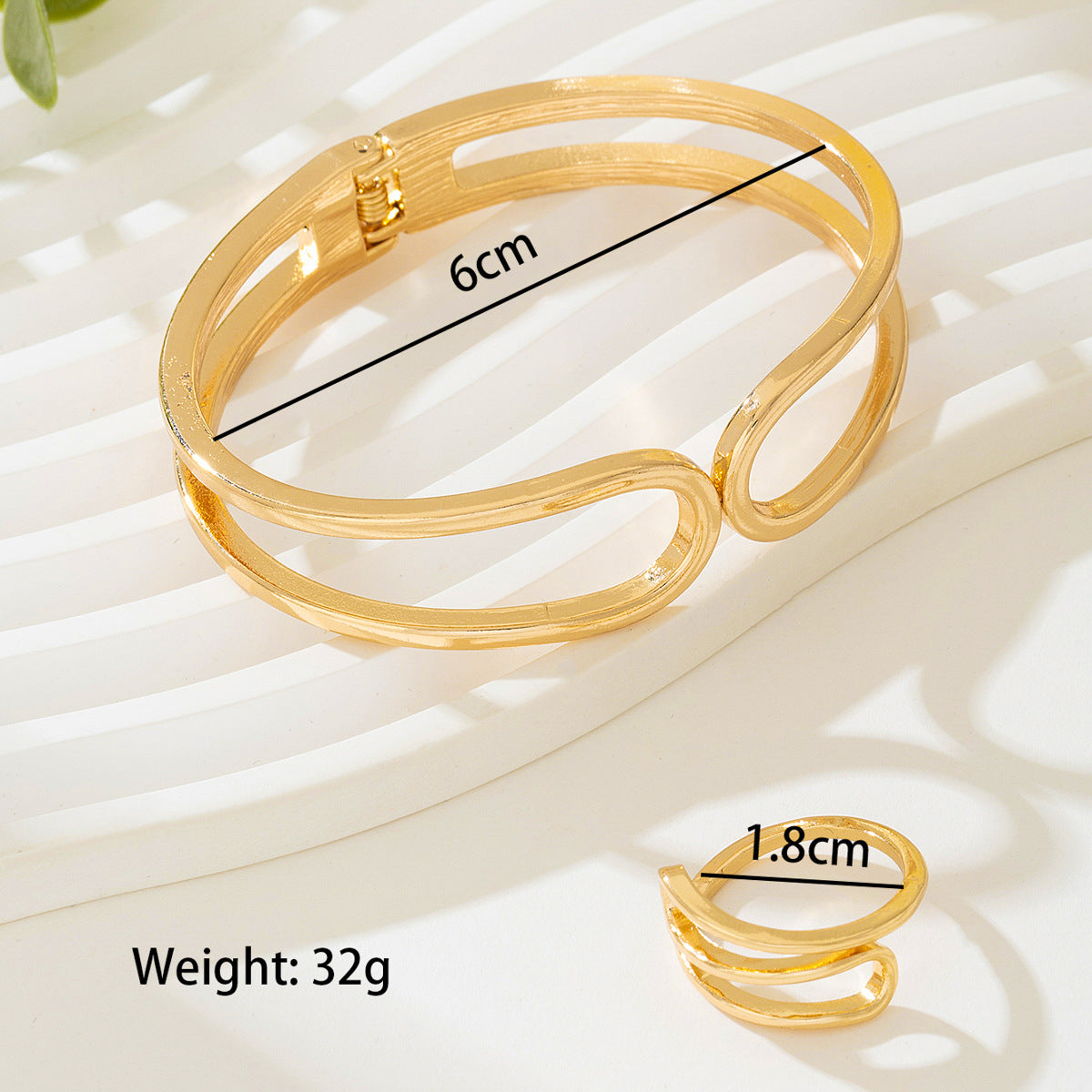 Planderful Vienna Verve Jewelry Set – Stylish Metal Geometric Design