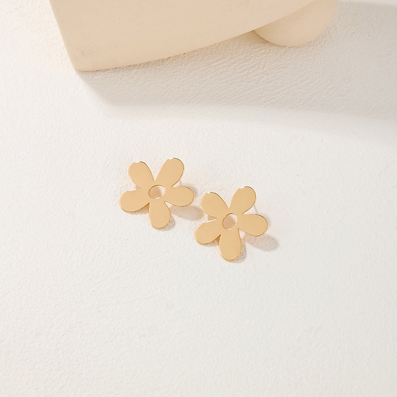 European and American Small Flower Metal Earrings Set - Vienna Verve Collection