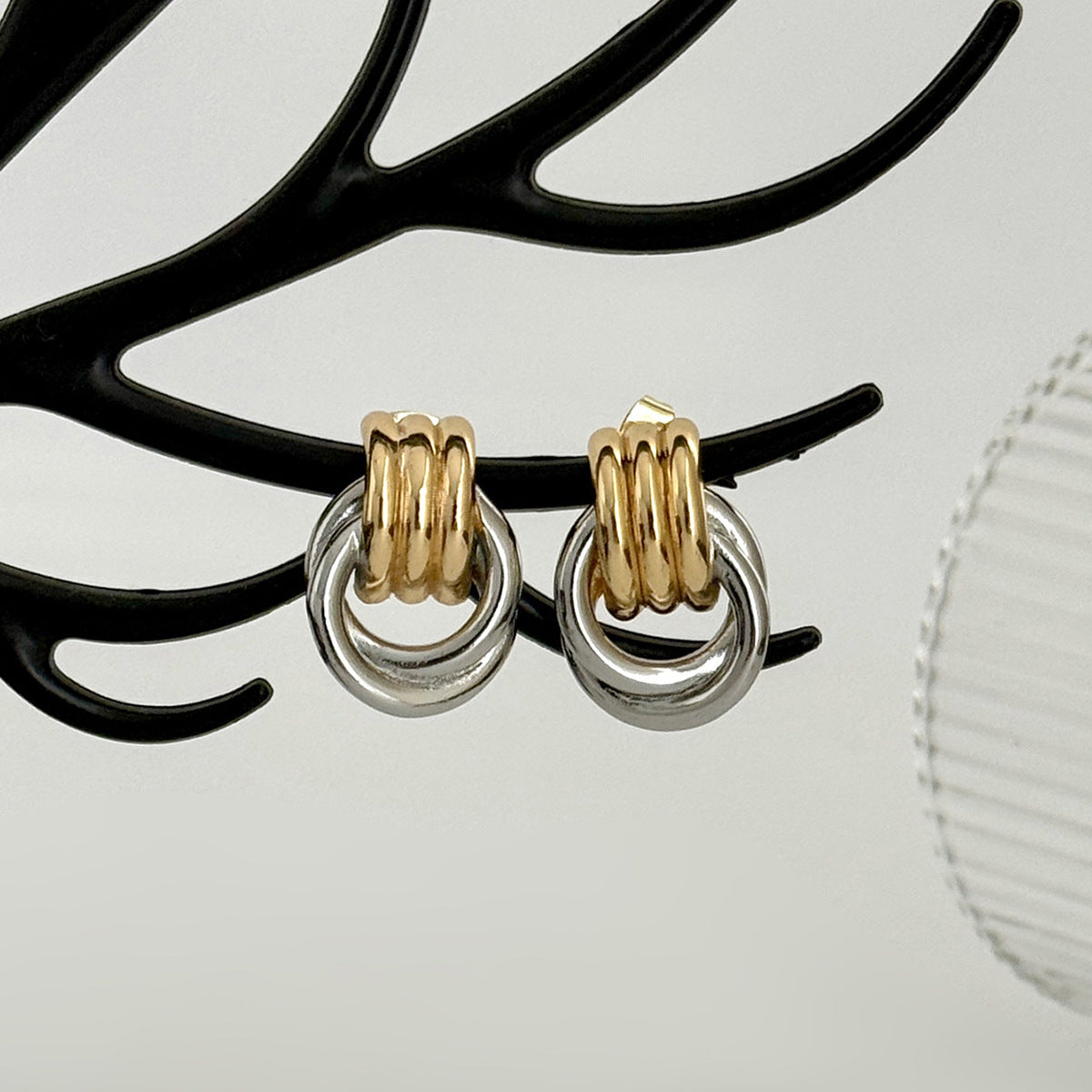 Planderful Vienna Verve Stainless Steel Ring Buckle Stud Earrings With Contrasting Color Lines For Modern Fashion Lovers