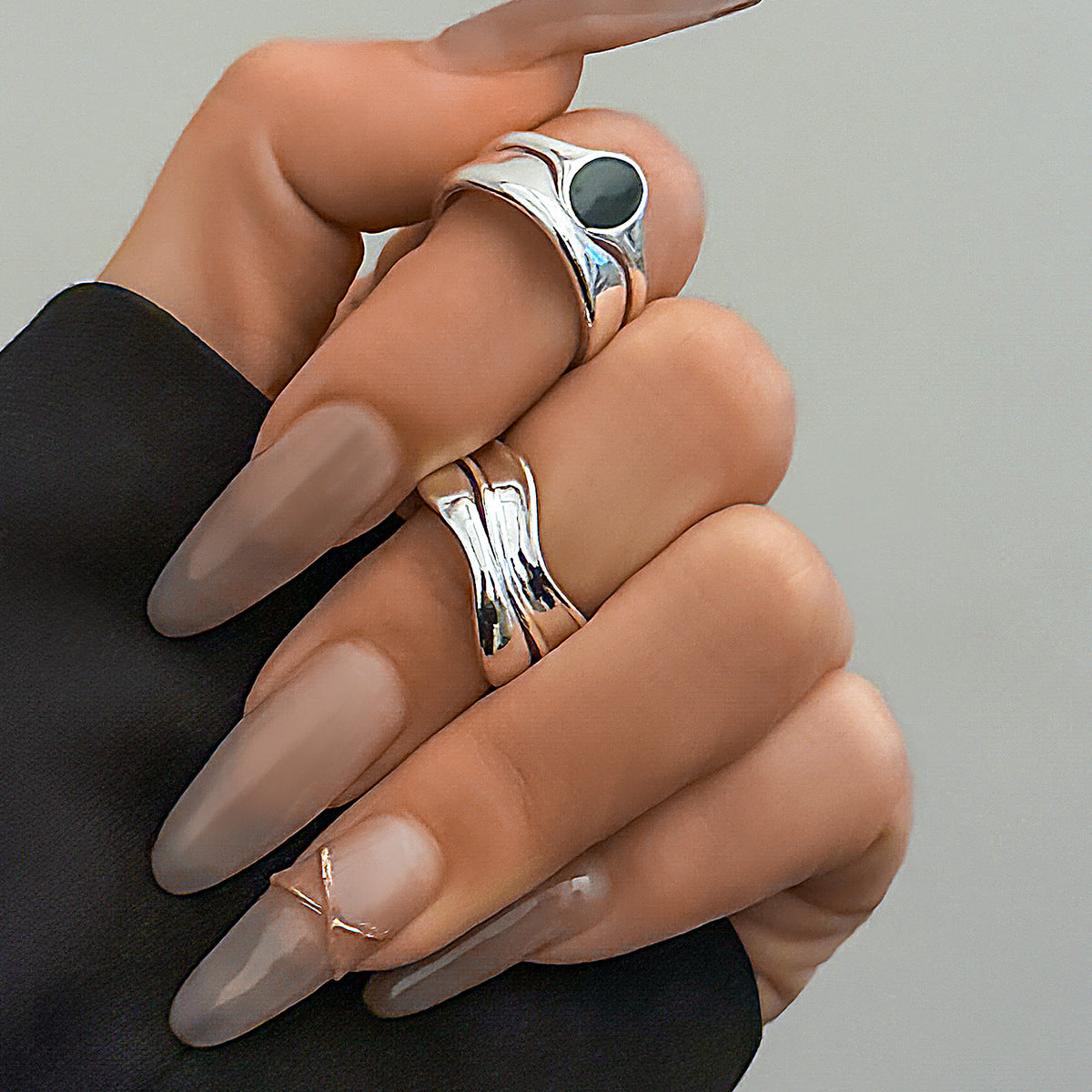 Elegant Hollow Alloy Ring Set - Vienna Verve Collection