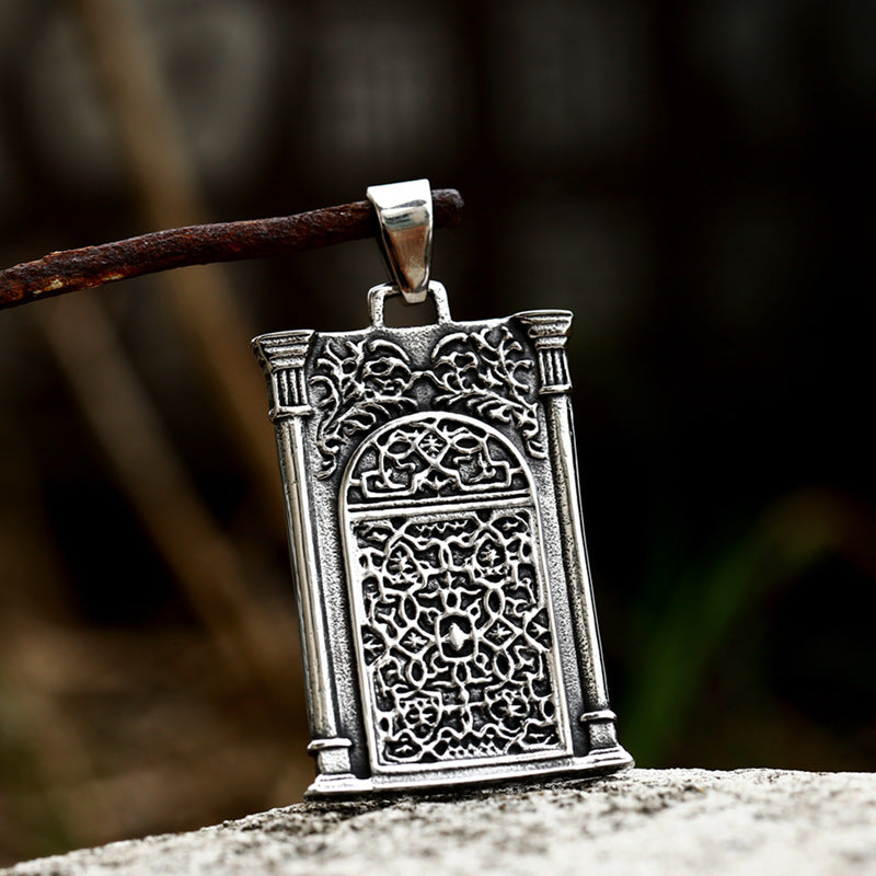 Retro-Inspired Stainless Steel Titan Madonna Pendant for Men and Women - Wholesale Collection