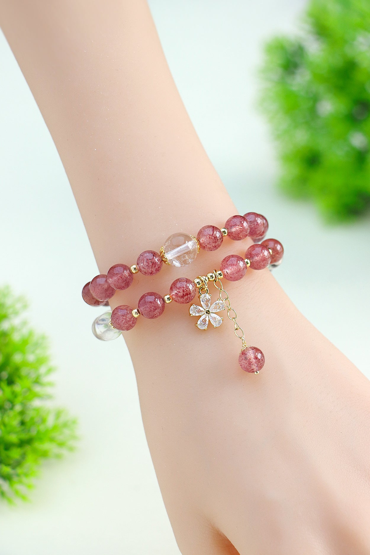 Planderful Fortune's Favor Bracelet – Fresh and Sweet Crystal Elegance