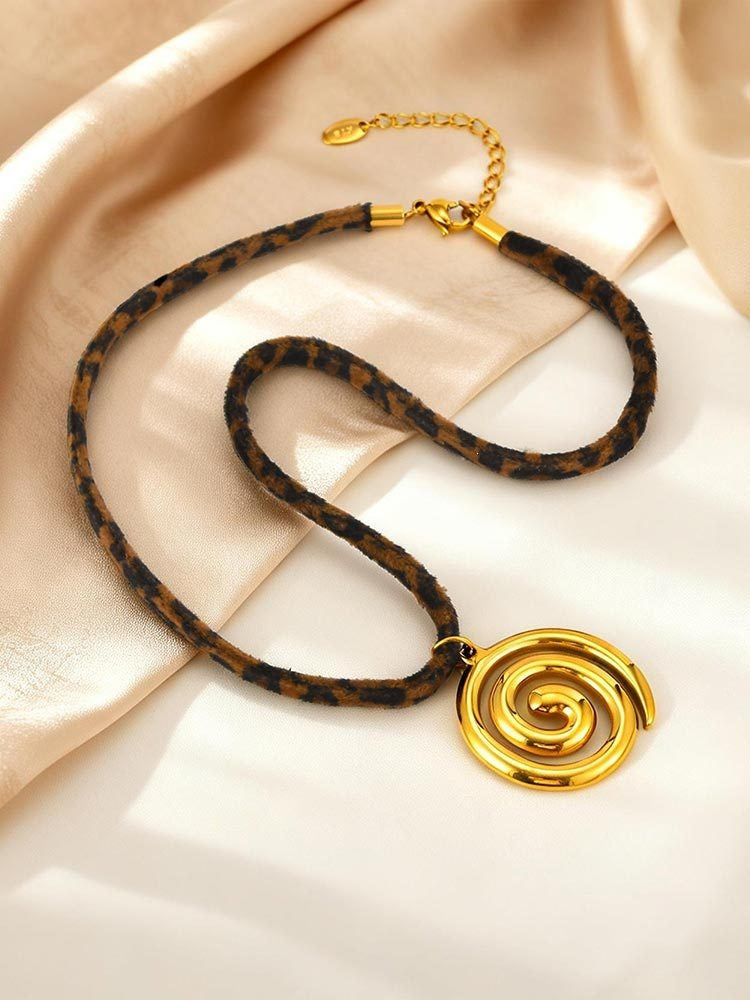 Cold Wind Ocean Stainless Steel Shell Pendant Leopard Print Long Item Decoration Necklace