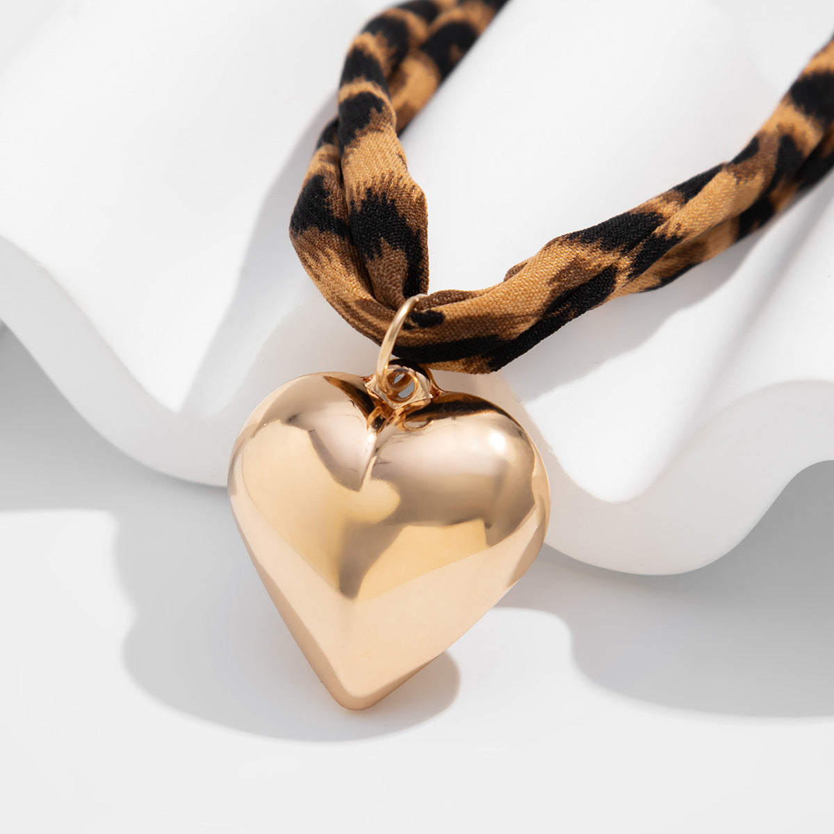 Planderful Vienna Verve Necklace – Unique Starfish Pendant Design