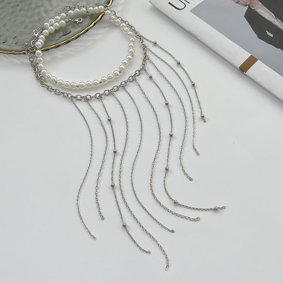 Planderful Vienna Verve Necklace – Elegant Imitation Pearl Design