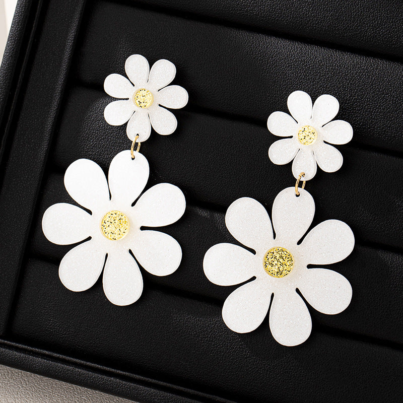 Planderful Vienna Verve Earrings – Stylish Acrylic Flower Design