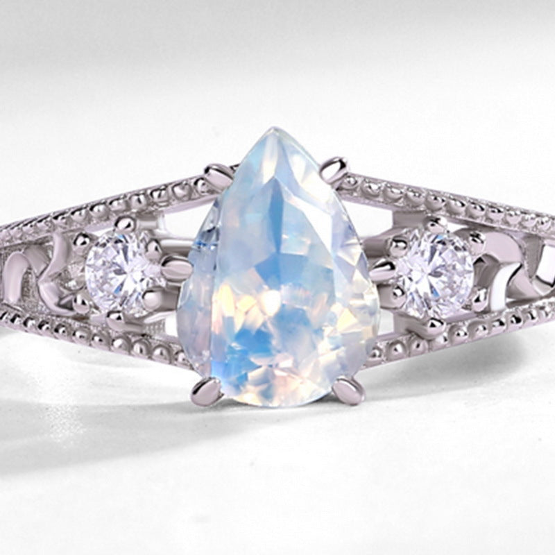 Planderful Everyday Genie – Cross-border New Light Luxury Style Hollow Lace Blue Moonlight Ring Women's Fashion Versatile S925 Sterling Silver Ring Wholesale