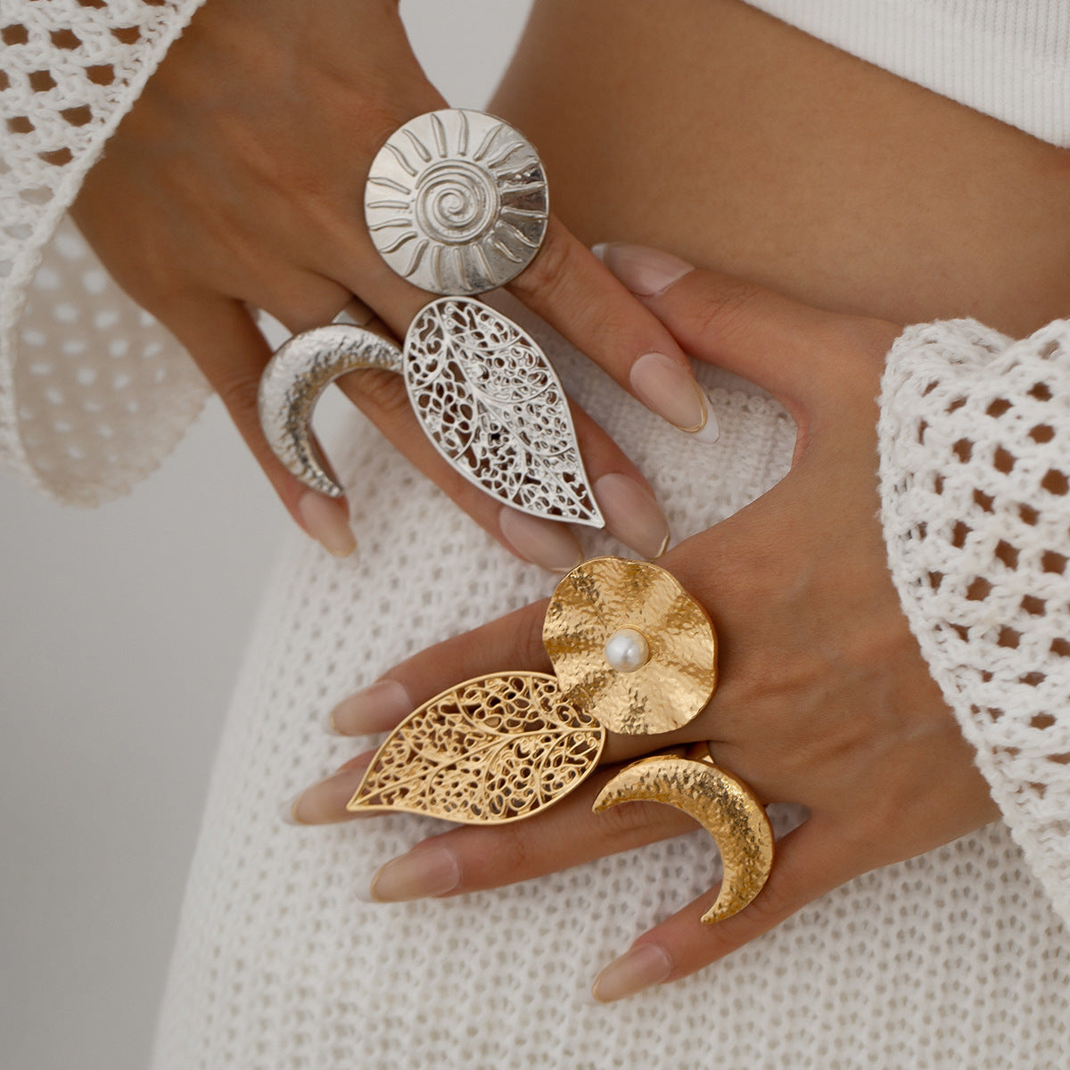 Planderful Vienna Verve Sunflower Ring – Adjustable Alloy Design with Imitation Pearl