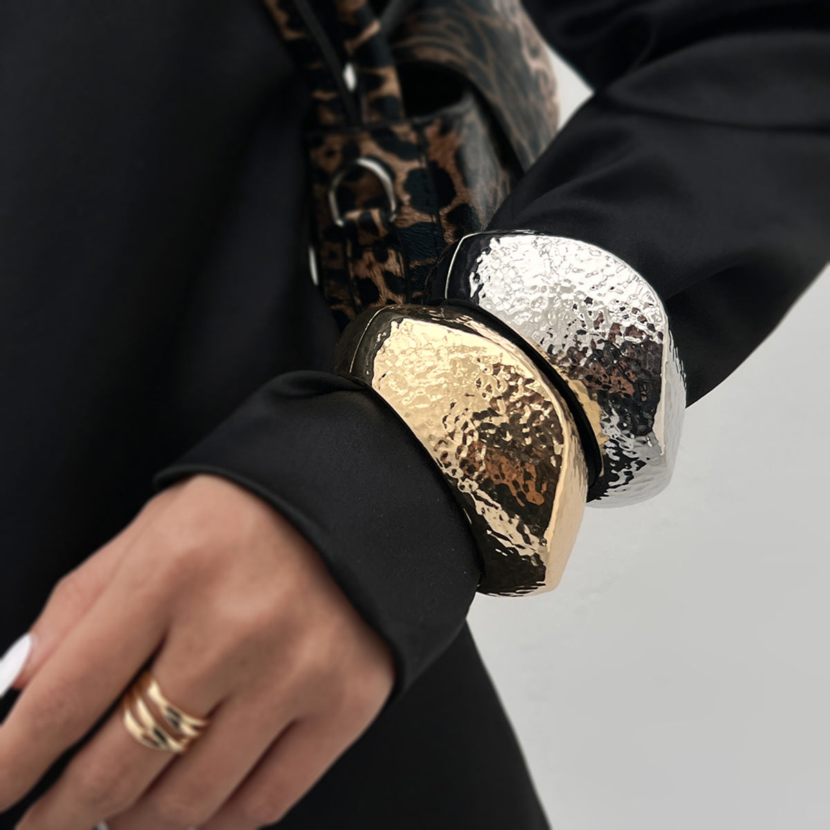 Planderful Vienna Verve Bracelet – Stylish Geometric Design