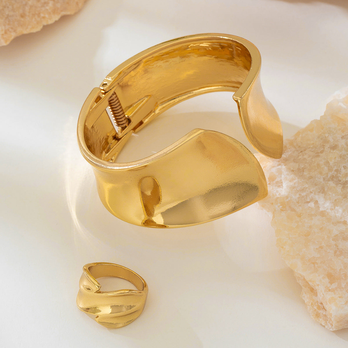 Planderful Vienna Verve Women's Geometric Jewelry Set