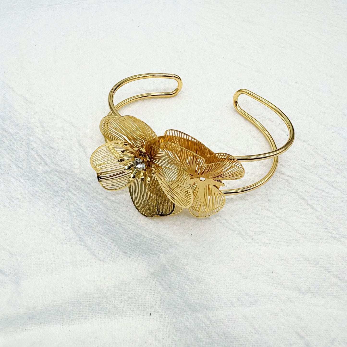 Planderful Savanna Rhythms Bracelet – Elegant Butterfly Design with Zircon Accents