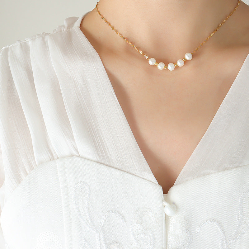 French Style Imitation Pearl Necklaces with Niche Design
