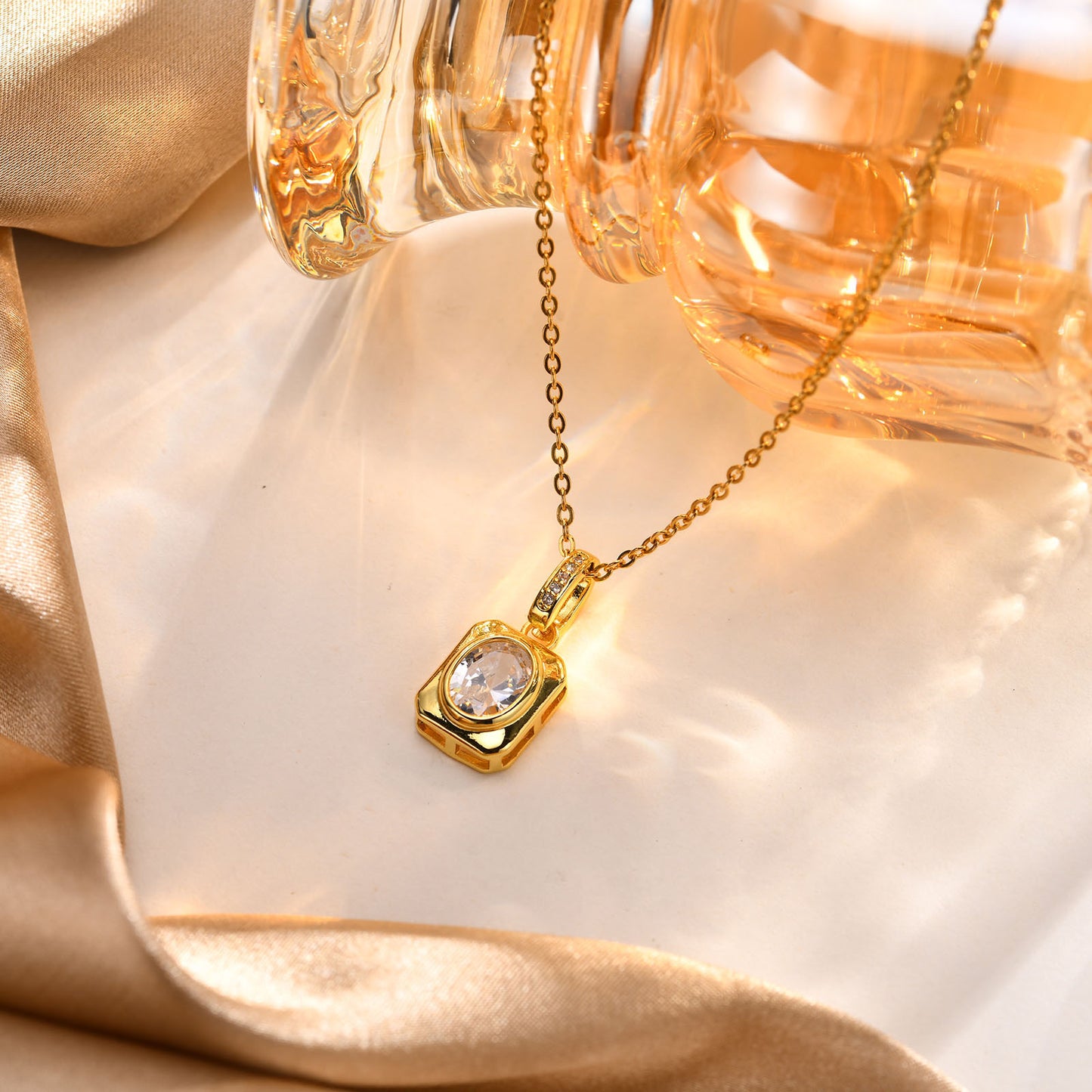 European And American Jewelry Blue White Zircon Necklace