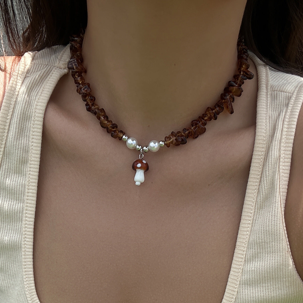 Colorful Irregular Gravel Clavicle Necklace with Dainty Mushroom Pendant