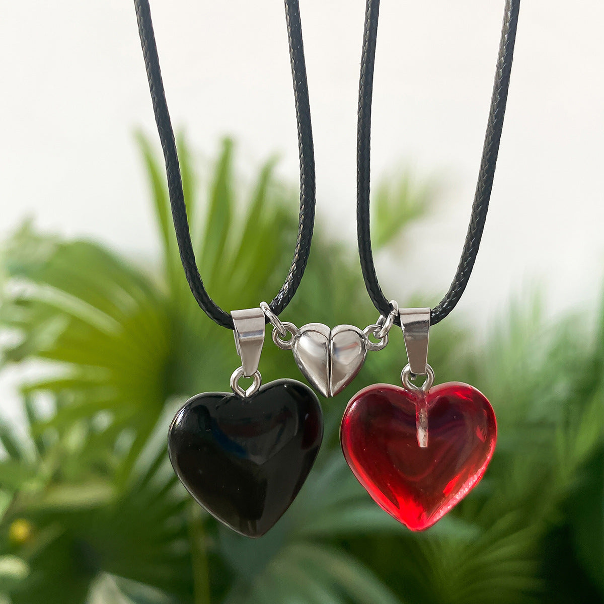Magnetic Retro Heart Necklace Set for Lovebirds
