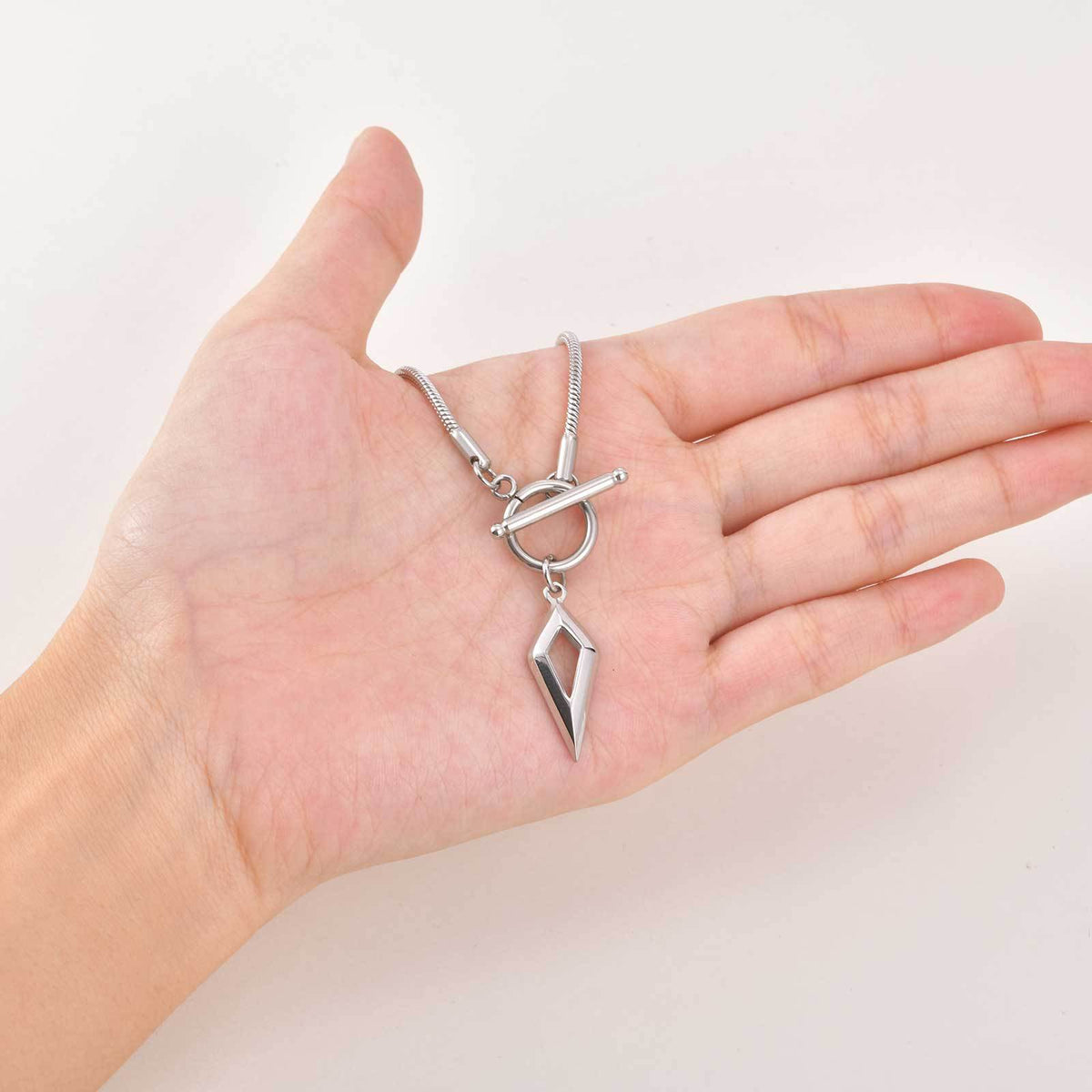 Stainless Steel Round Snake Chain Toggle Clasp Tetragonal Star Minimalist Pendant – Necklace