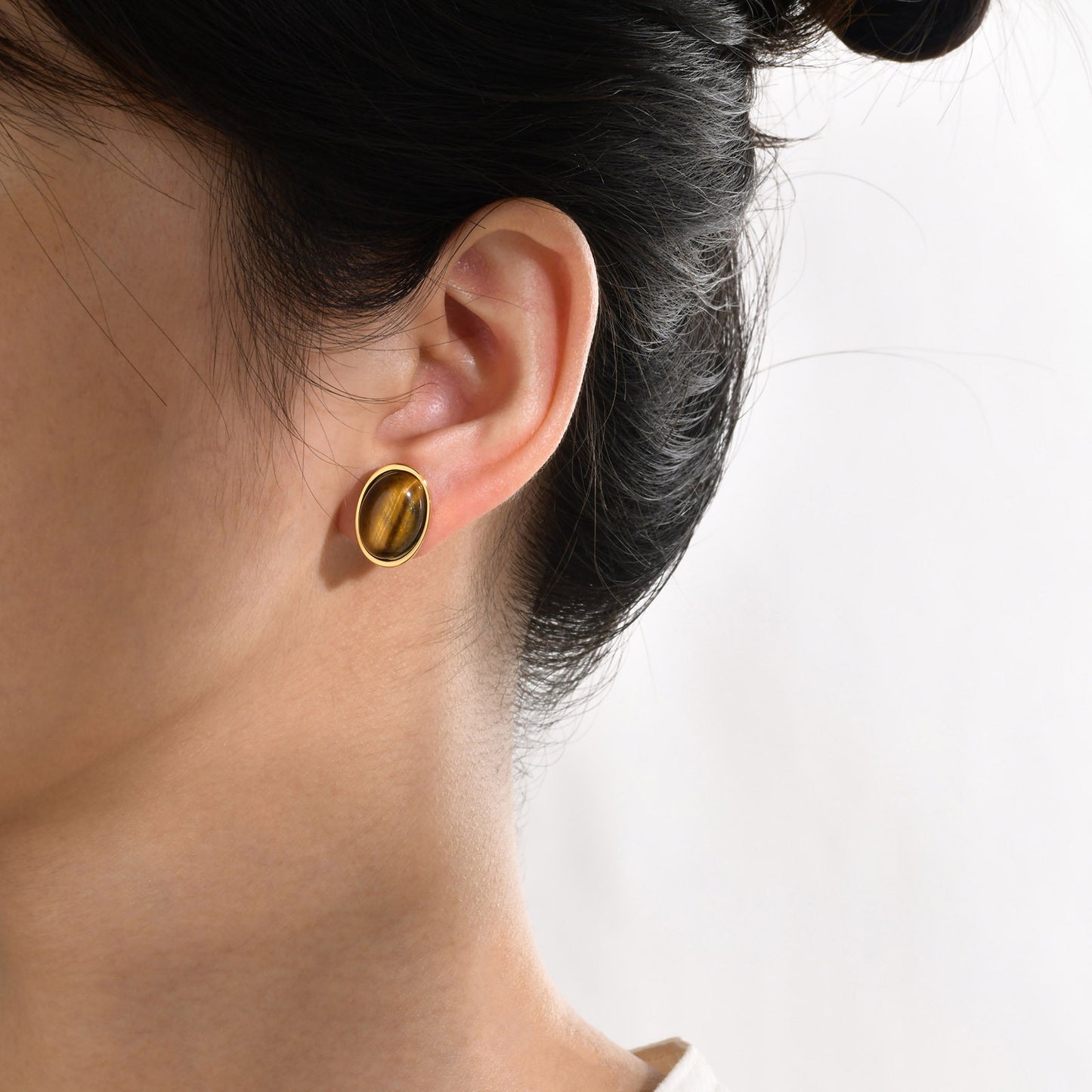 Women's Personality Simple Oval Stainless Steel Tiger's Eye Earrings Gold