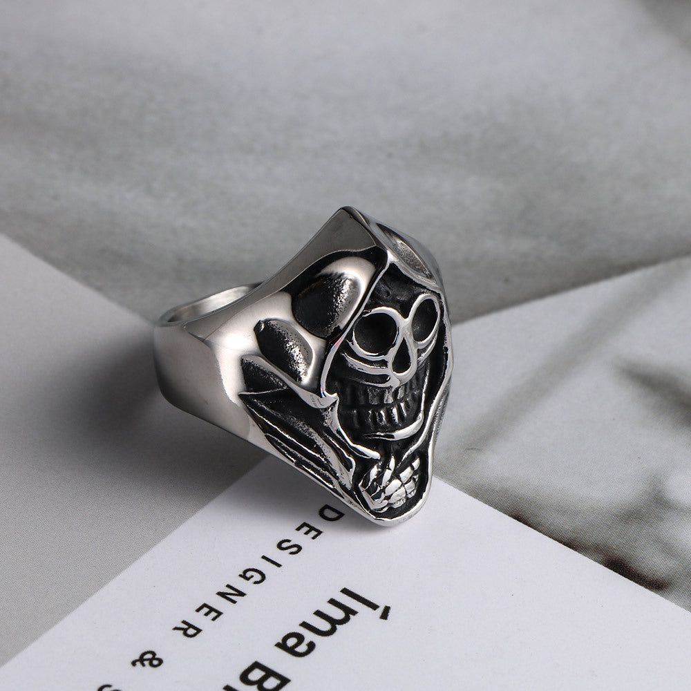 Engraved Skull Ghost Head Ring for Men - Vintage Zombie Design in Titanium Steel