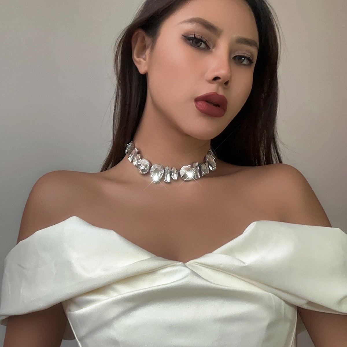 Exquisite Full Rhinestone Tassel Necklace with Light Luxury Design and Niche Joker Flair.