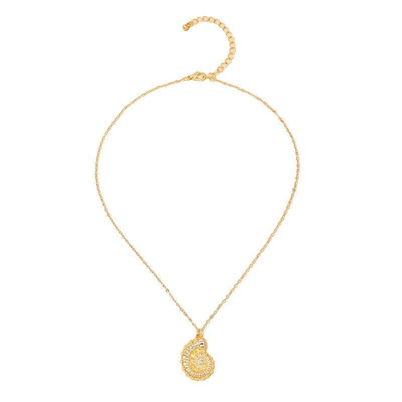 Summer Conch Shell Metal Necklace Pendant - Stylish Vacation Jewelry