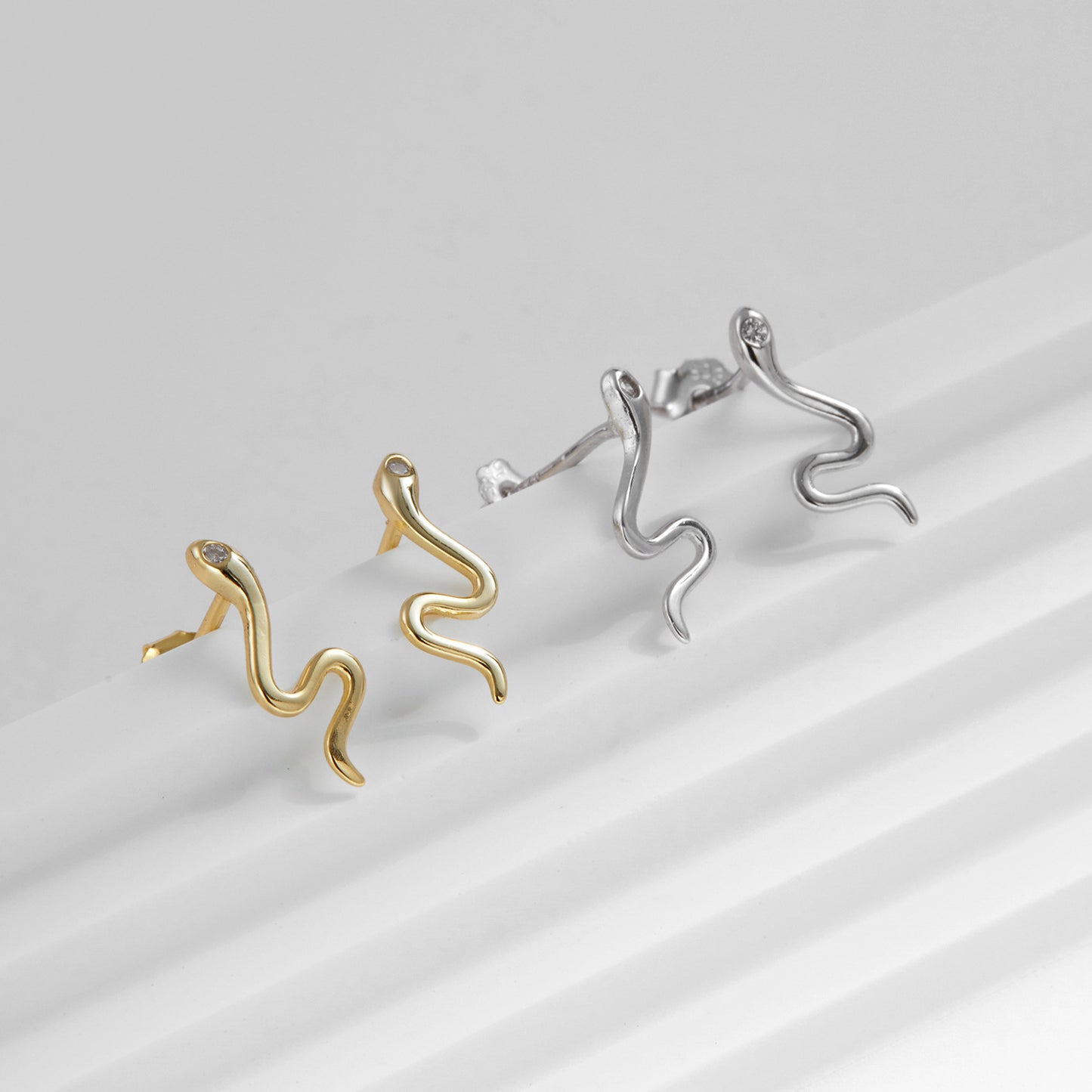 Planderful Everyday Genie Snake Stud Earrings – Elegant Mini Design in Sterling Silver