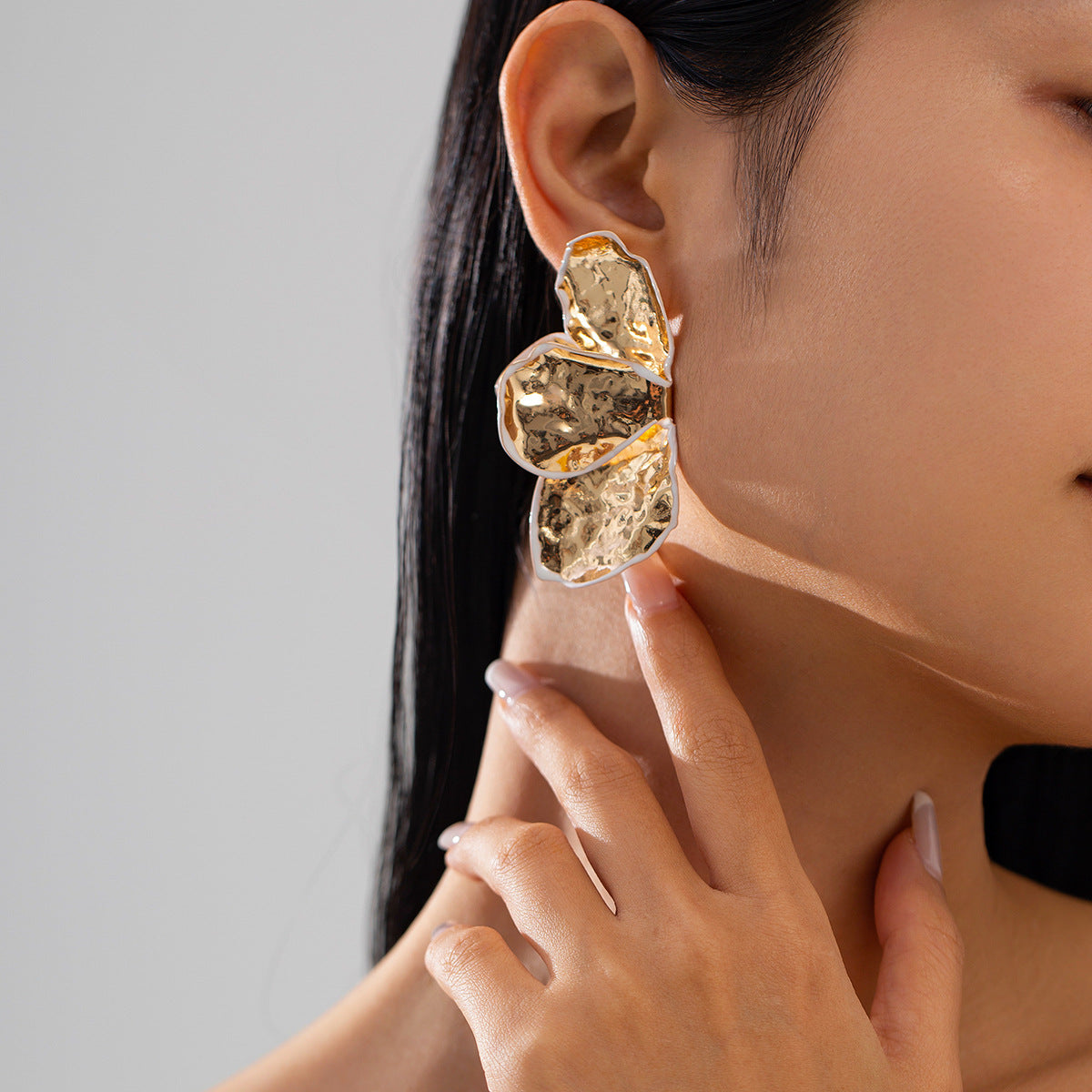 Planderful Vienna Verve Earrings – Elegant Three-Dimensional Flower Design