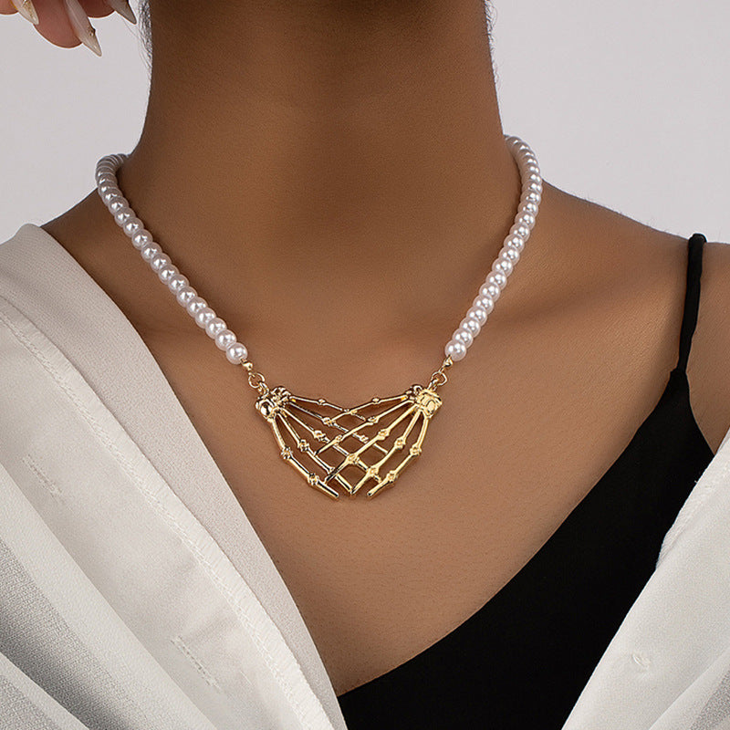 Pearl and Metal Hand Pendant Choker Necklace - Elegant Clavicle Chain Jewelry