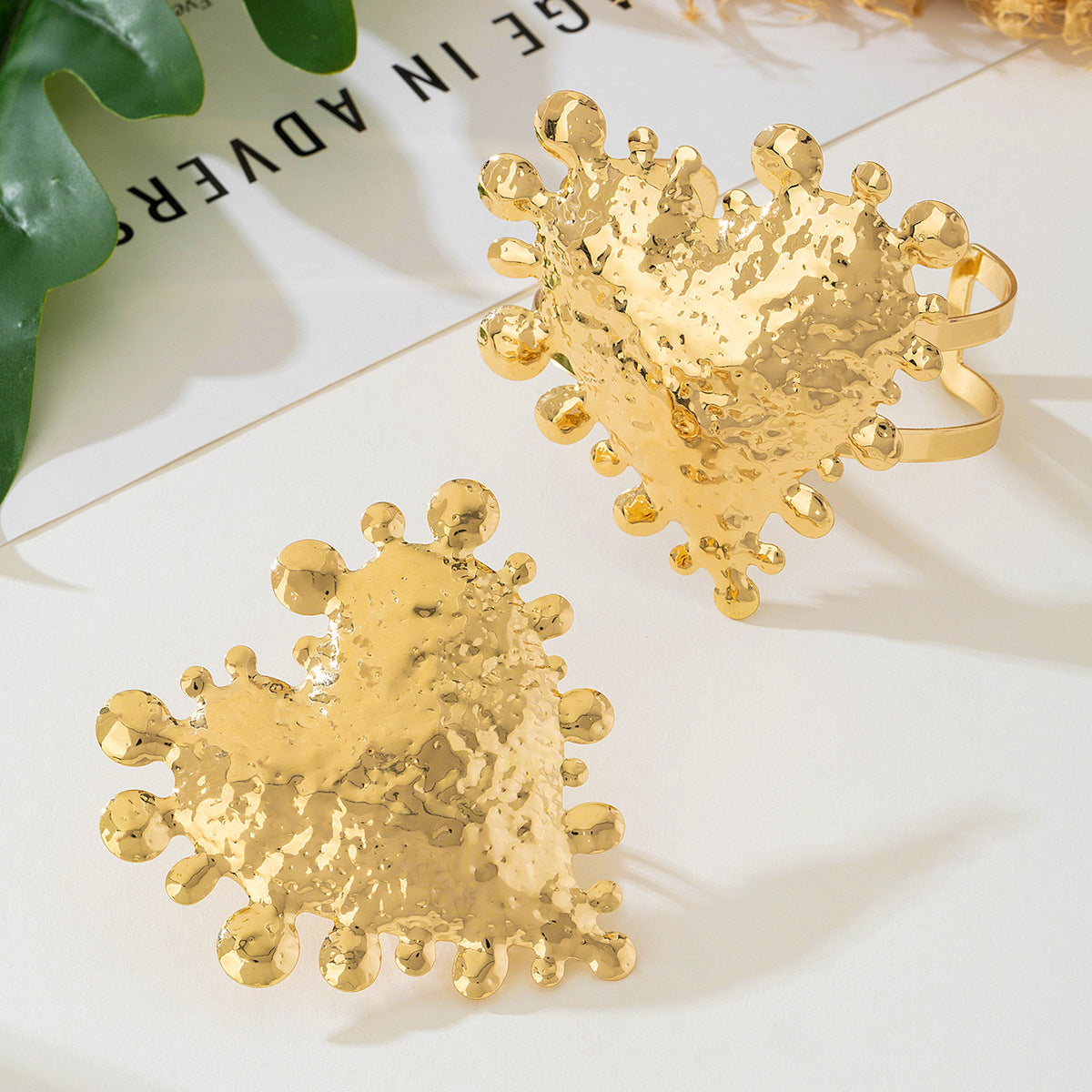 Fashionable Metal Love Ring Bracelet Set for Women