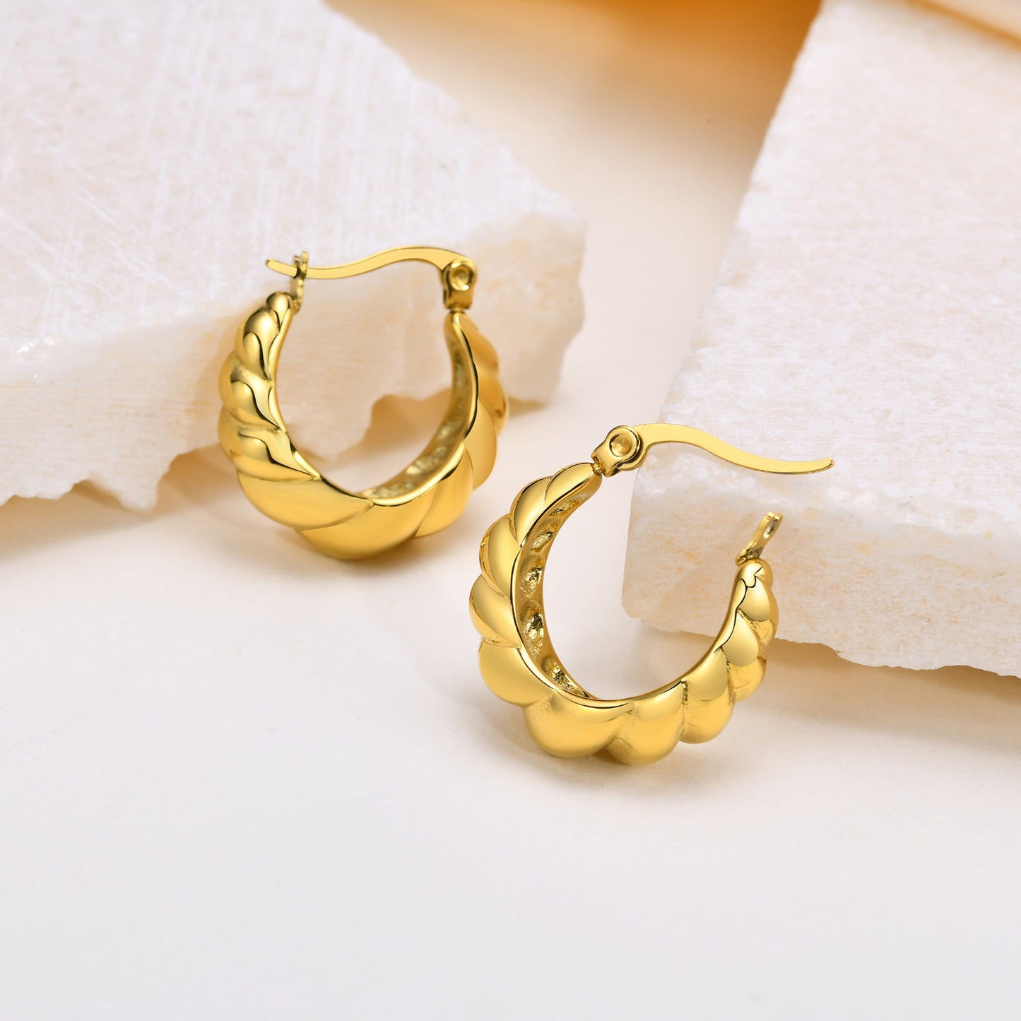 Cross-Border Earrings Wholesale Stainless Steel Women's Fashion Twist Earrings Gold