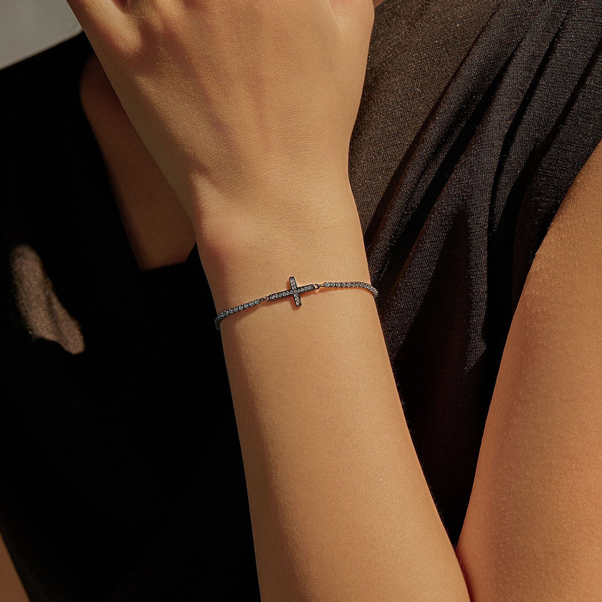 925 Sterling Silver Cross Bracelet