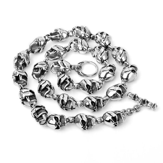 Bold Skull Punk Necklace for Men - European and American Fashion Statement