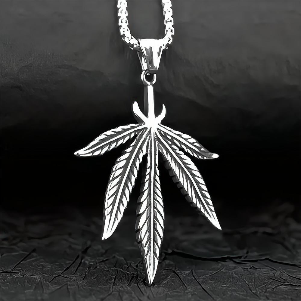 European And American Jewelry Wholesale Titanium Steel Men's Pendant Necklace Maple Leaf Tag Retro Hip-Hop Style