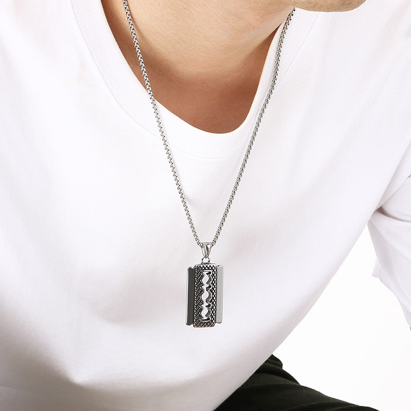 Retro Trend Hip-Hop Blade Necklace, Niche Rhombus Pattern Razor Stainless Steel Men's Pendant