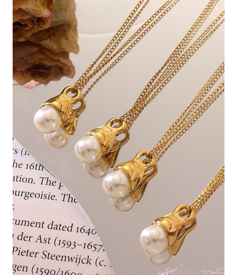 Baroque Pearl Collarbone Necklace crafted from Titanium Steel