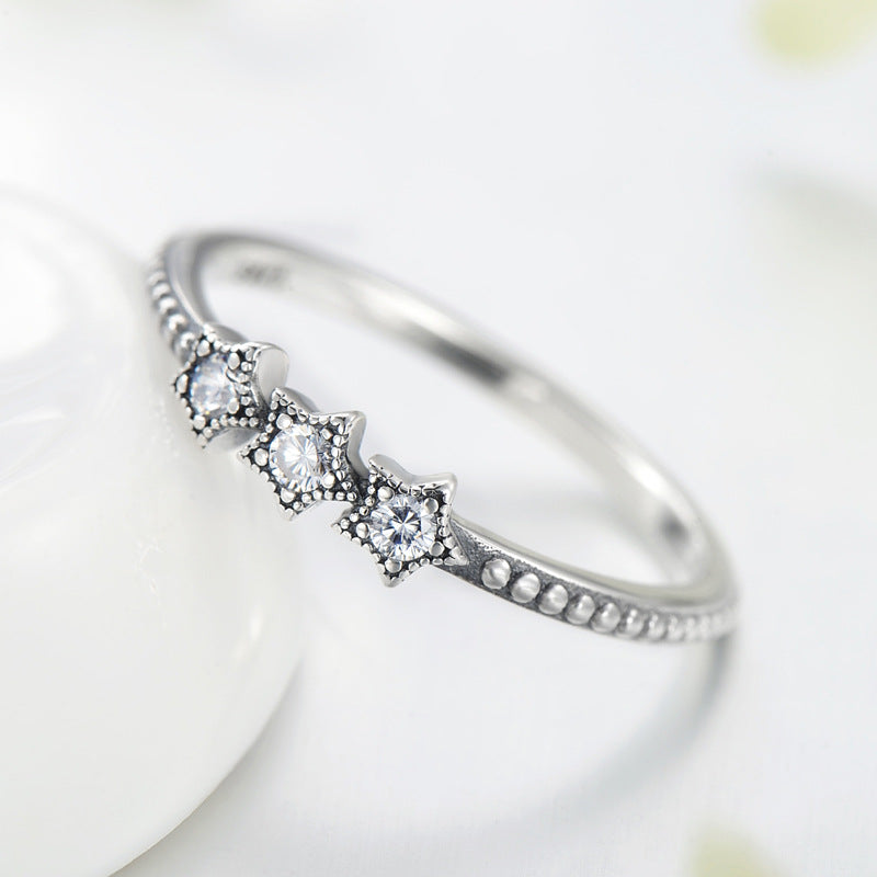 Starry Sterling Silver Ring: Delicate European and American Design