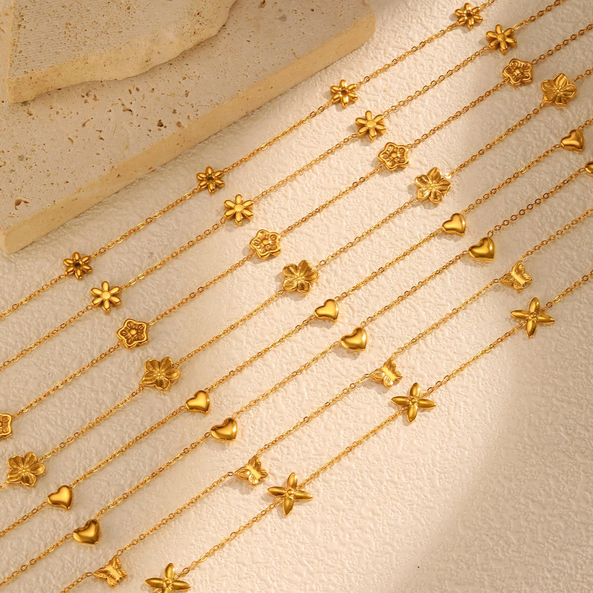 Wind Stainless Steel Girl Sweet Delicate Collarbone Chain Flower Butterfly Heart Necklace