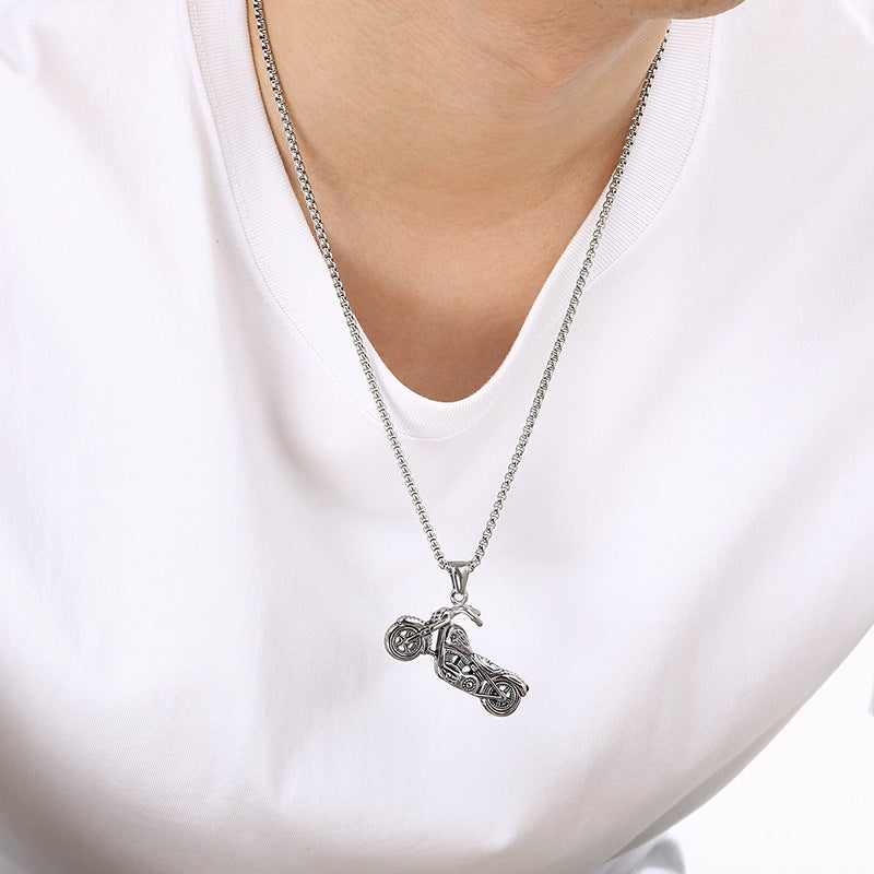 Planderful Skull Motorcycle Pendant For Men Titanium