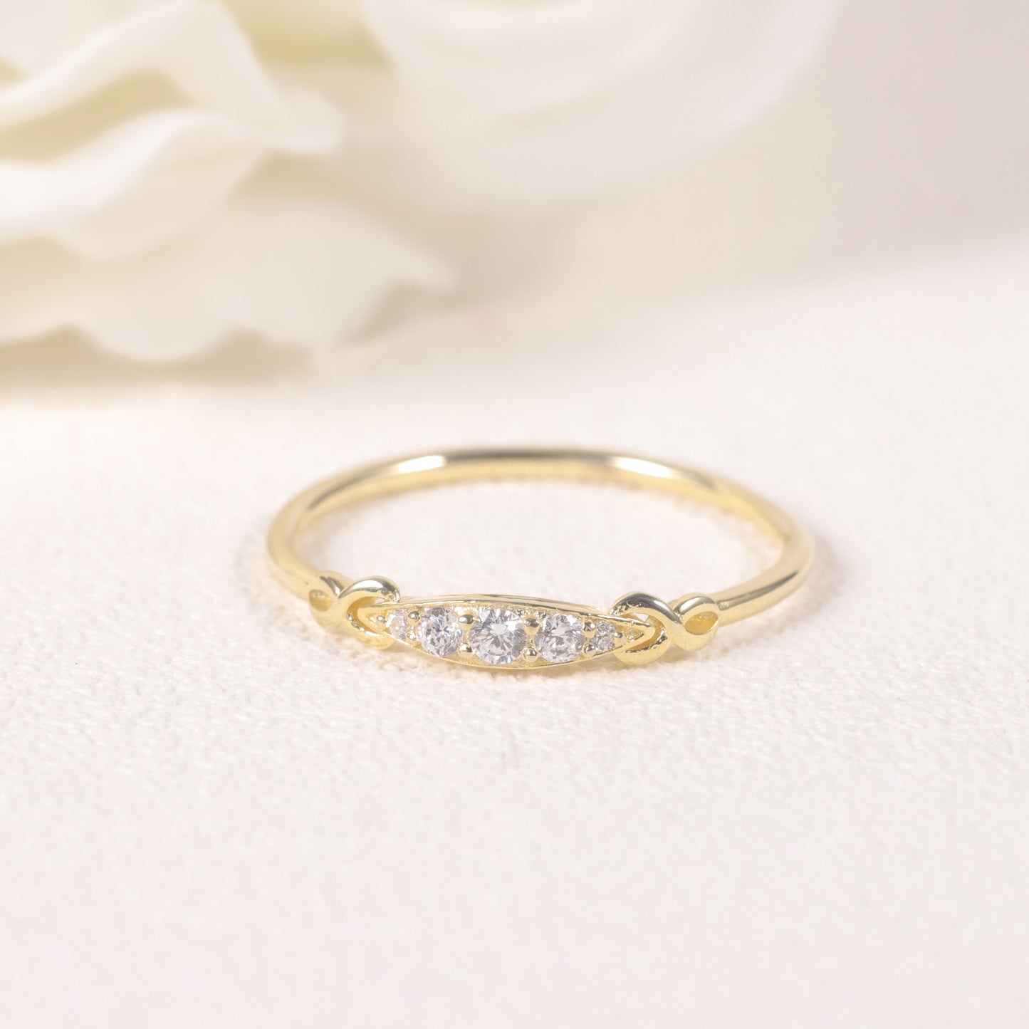 Golden Dawn Series Ring Fashion European American Jewelry S925 Sterling Silver Moissanite Ring Wholesale