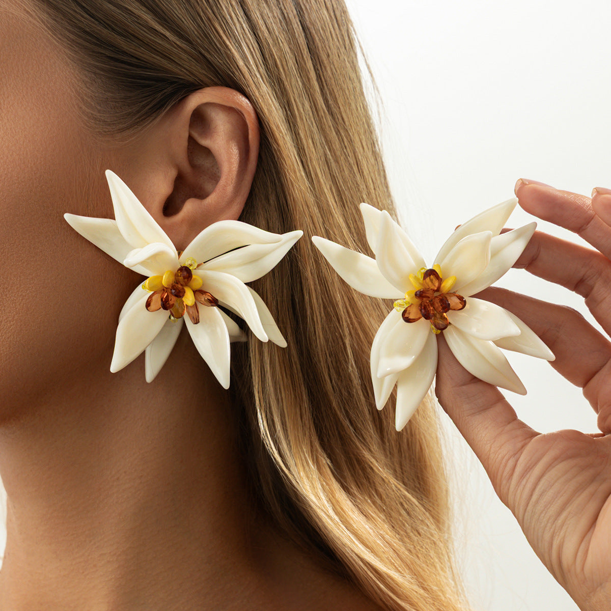 Planderful Vienna Verve Flower Earrings Exaggerated Three Dimensional Large Petal Statement Jewelry for Women