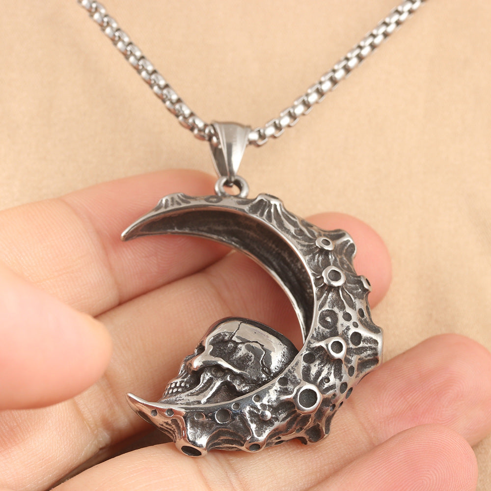 European And American Stainless Steel Moon Skull Pendant
