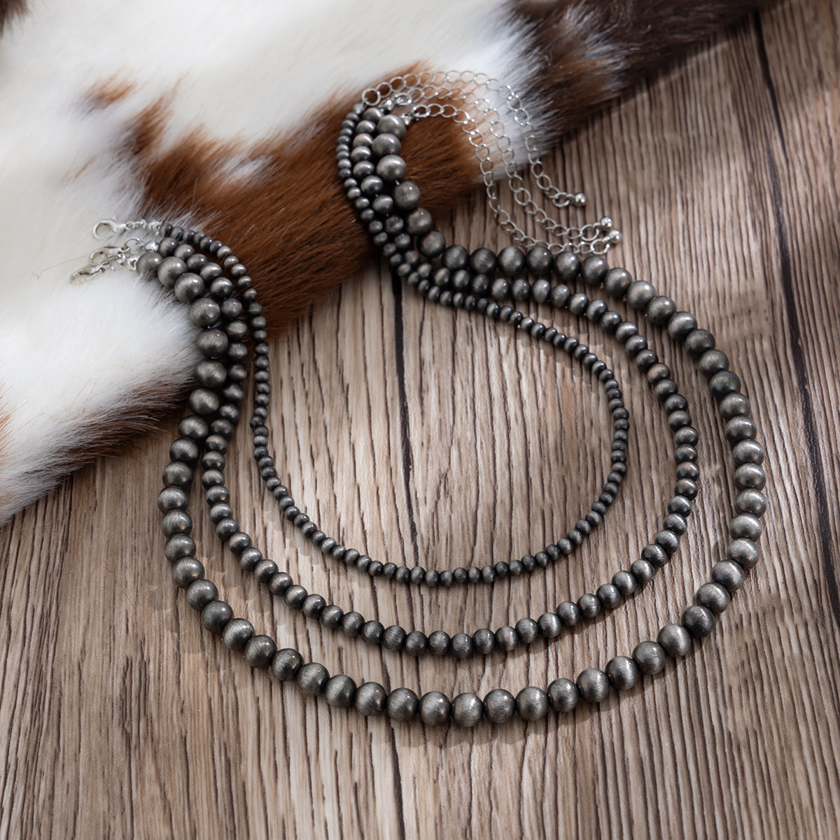 Planderful Vienna Verve Necklace – Elegant Multi-Layer Design