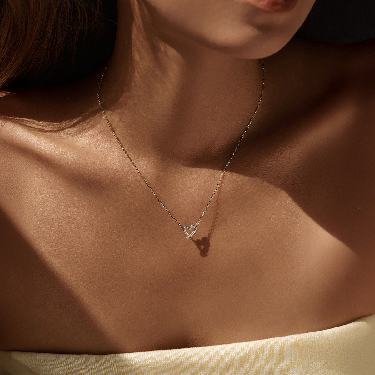 925 Sterling Silver Irregular Heart Moissanite Necklace