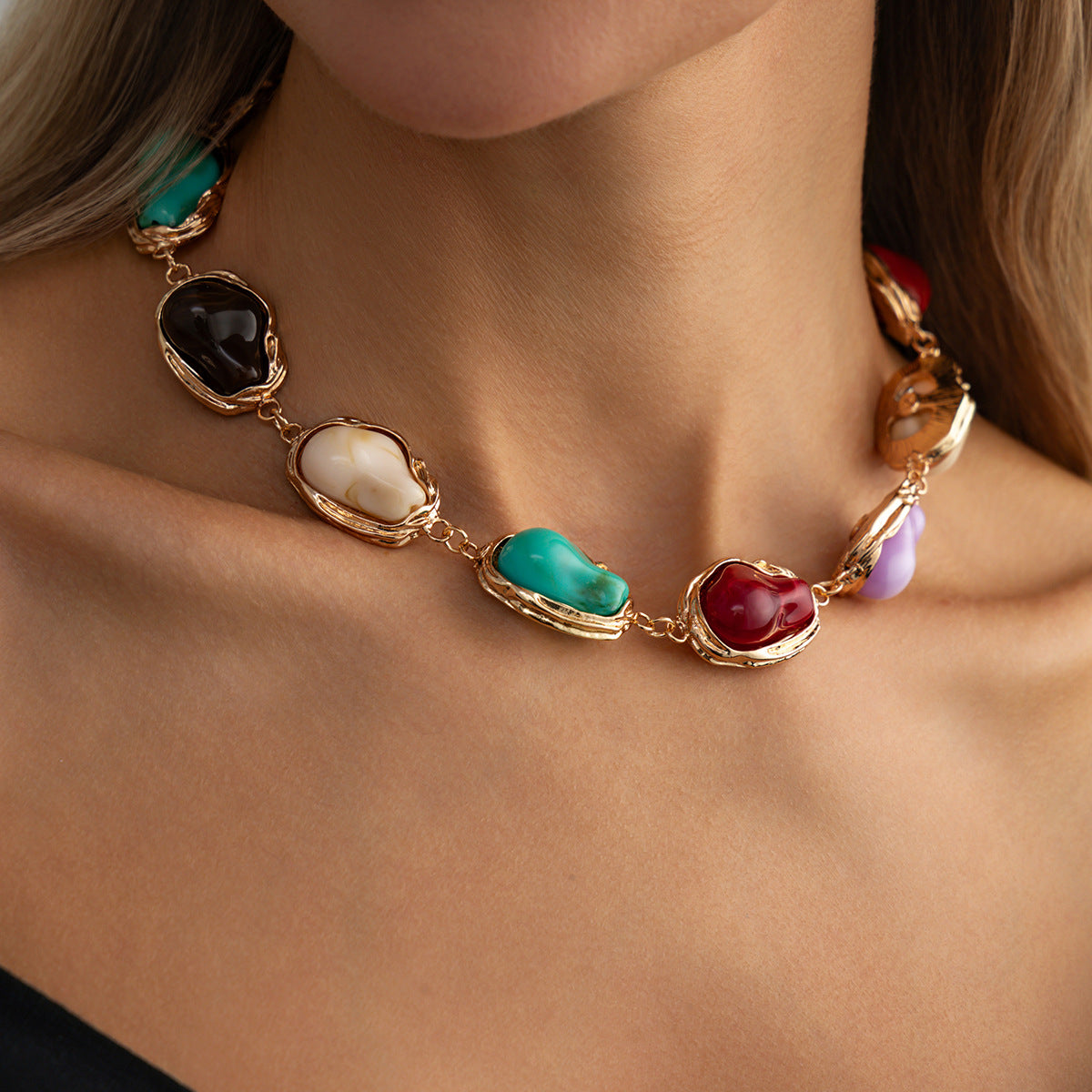 Baroque Stone Pearl Collarbone Necklace