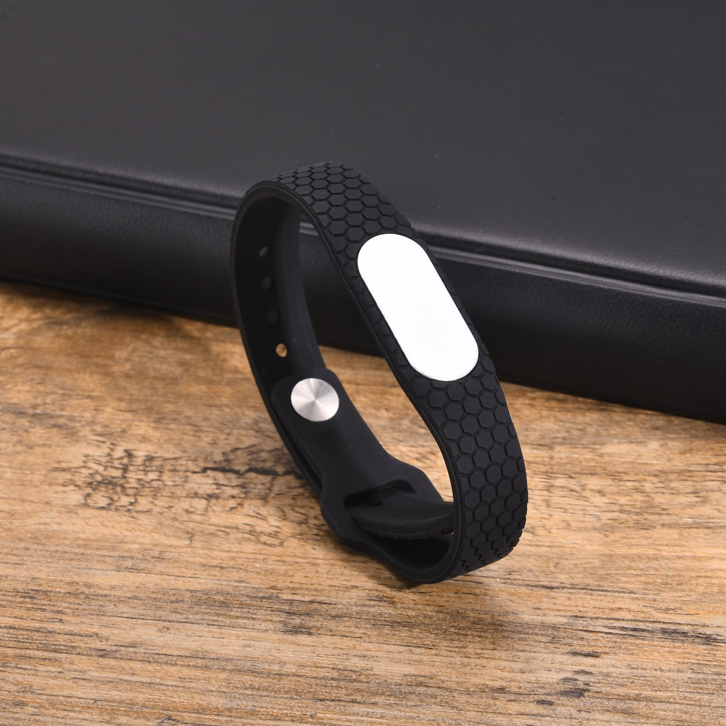 Europe America Silicone Strap Bracelet Black White Men's Accessories